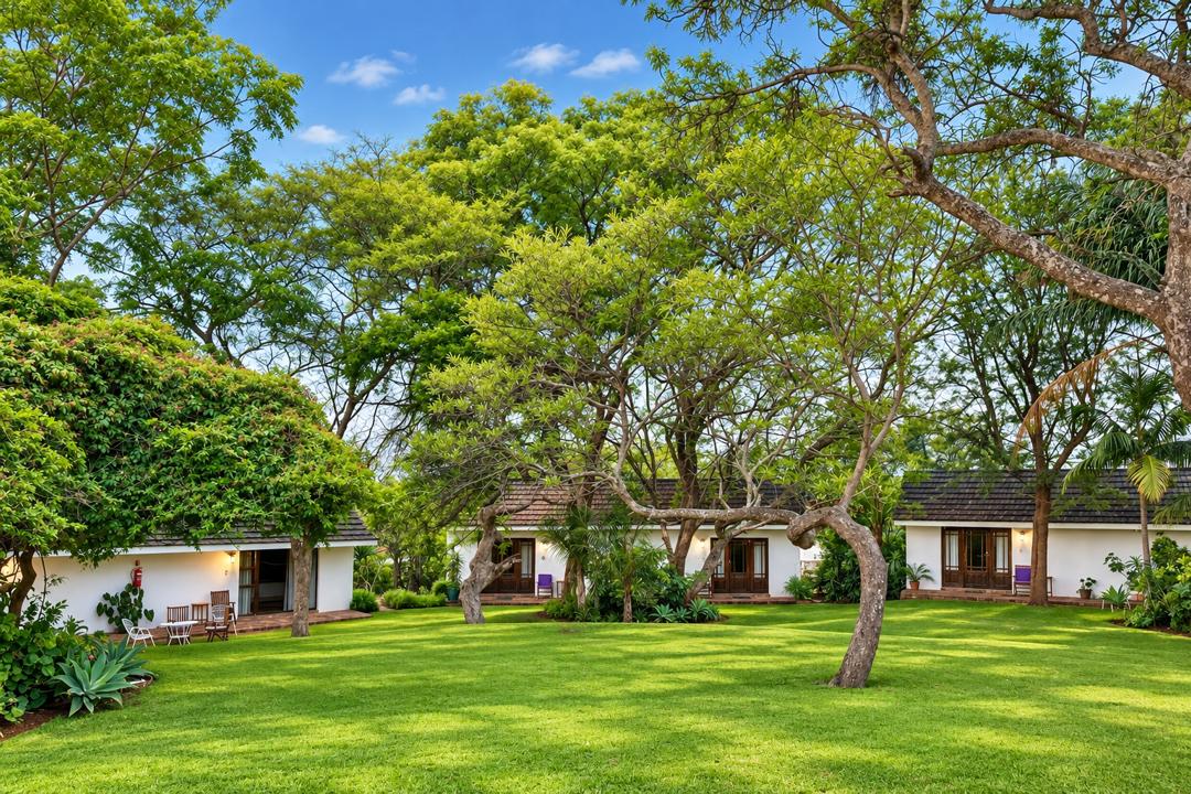 The main garden at Musketeers Lodge
